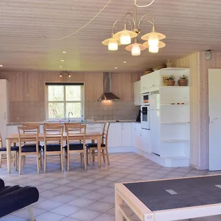 Three-bedroom Holiday In *