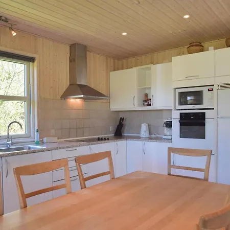 Three-bedroom Holiday In