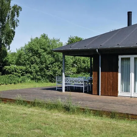 Semesterbostad Three-bedroom Holiday In