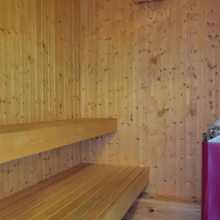 Semesterbostad Three-bedroom Holiday In *